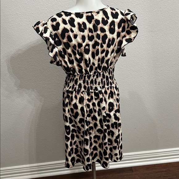 Leopard Print Ruffle Sleeve Dress medium - Picture 3 of 4